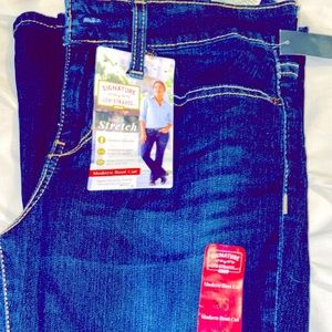 🔅🔅 Brand New Levi jeans